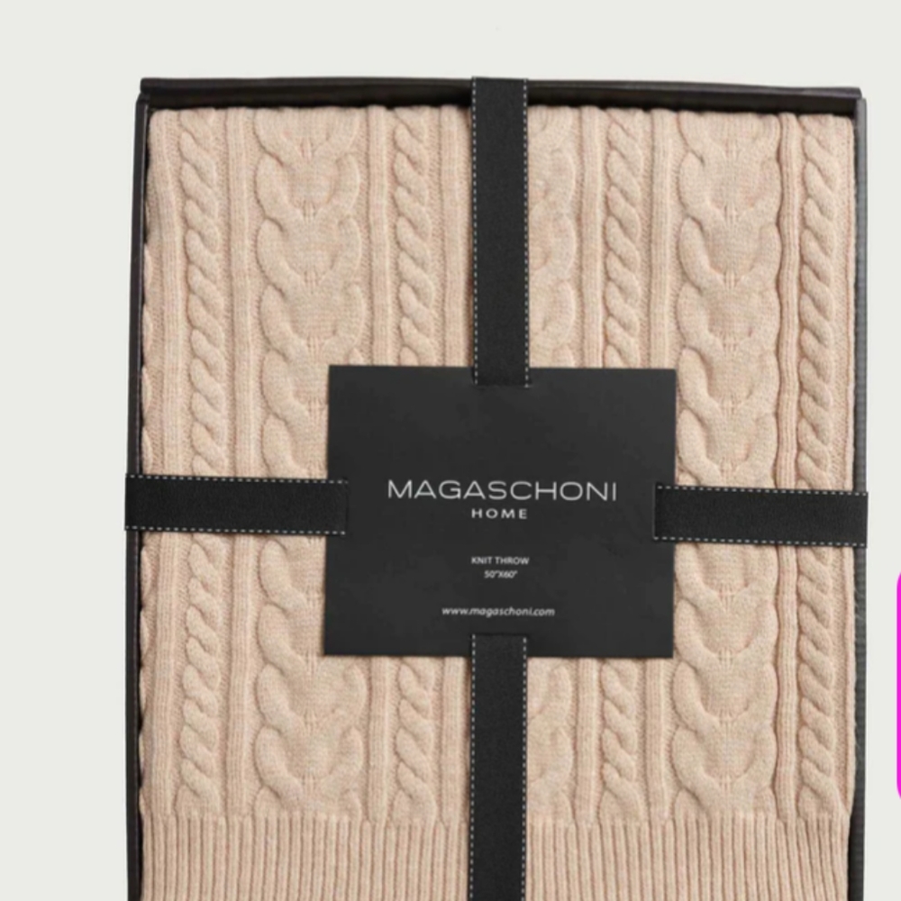 Magaschoni home knit throw